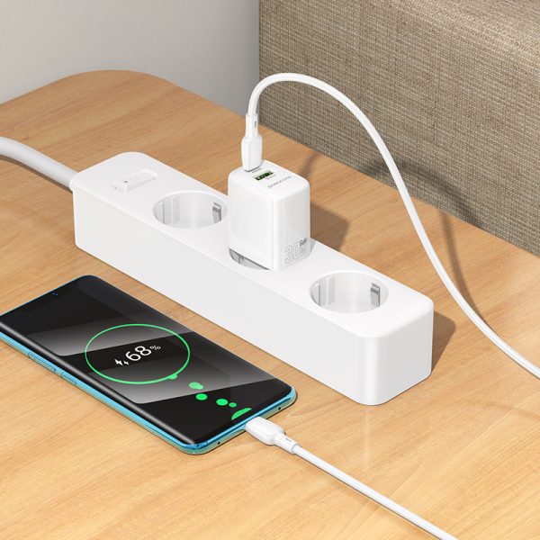 Borofone Wall charger BN29 Fuente - USB + Type C - QC 3.0 PD 30W with Type C to Type C cable white